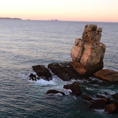Ossiano'S Panzió Peniche Kültér fotó